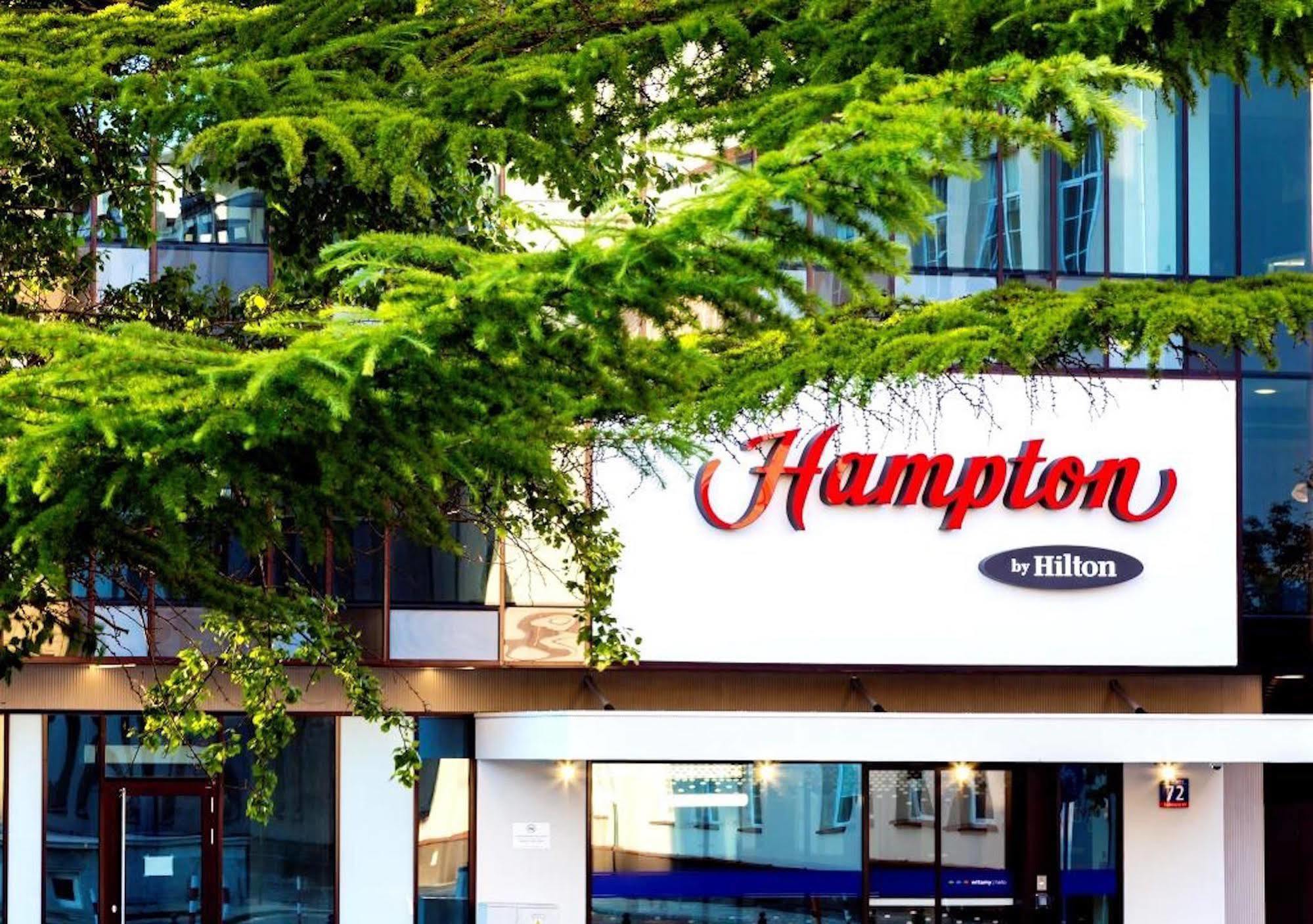 Hampton By Hilton Warsaw City Centre Hotel Exterior photo